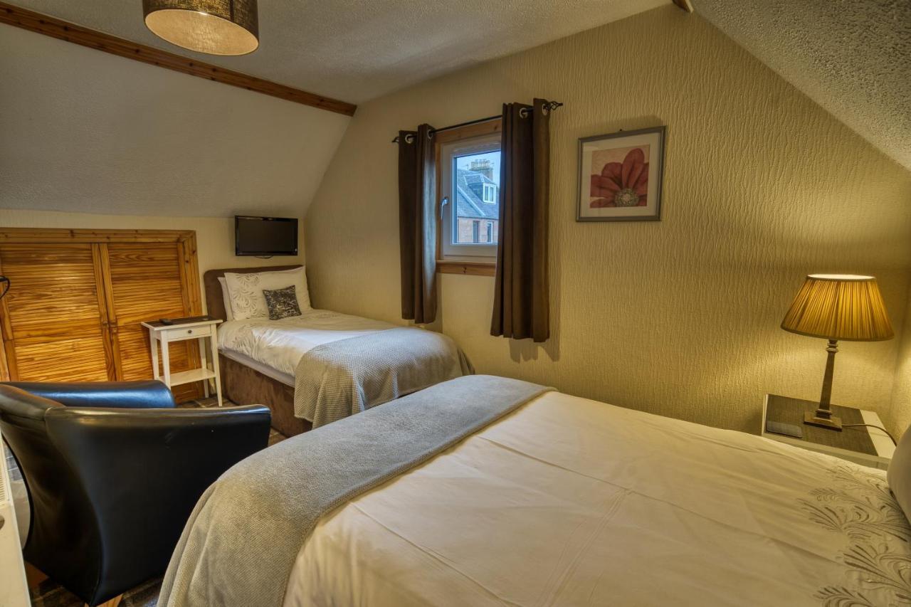 Pitfaranne Guest House 인버네스 외부 사진