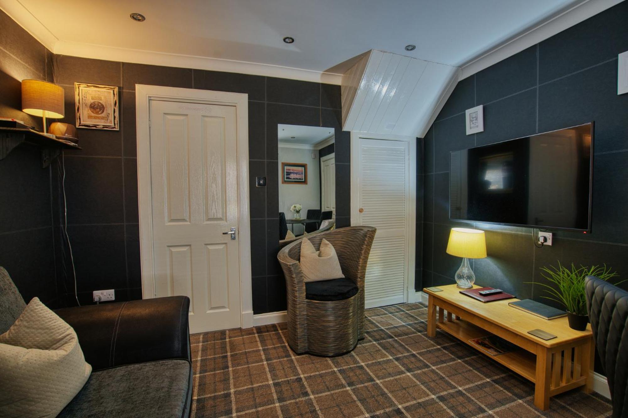 Pitfaranne Guest House 인버네스 외부 사진