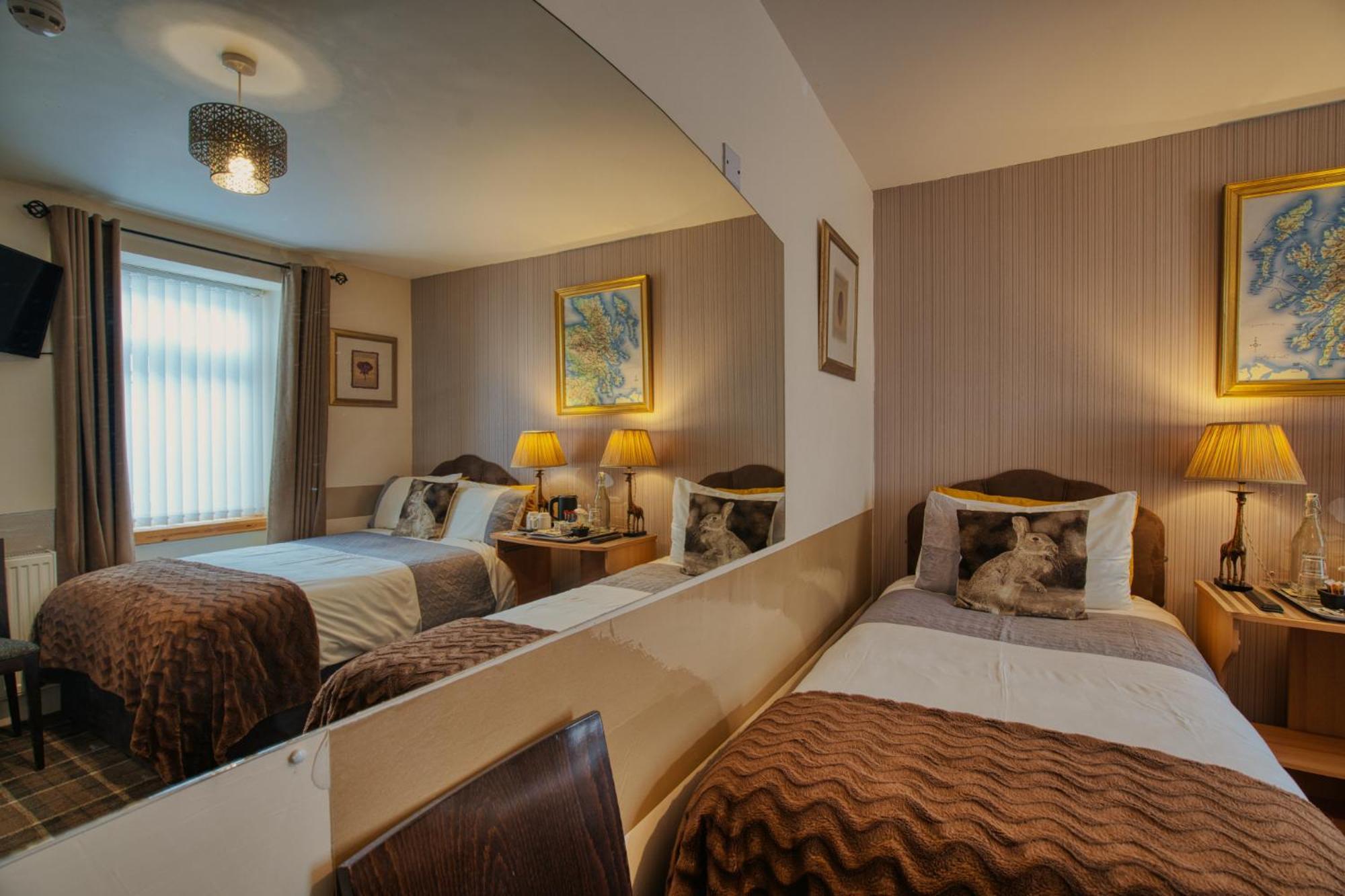 Pitfaranne Guest House 인버네스 외부 사진